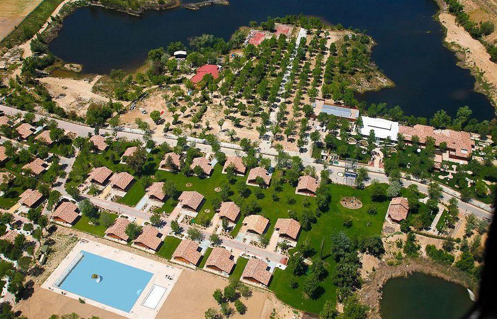 Complejo La Cigueena Arganda Del Rey Bagian luar foto